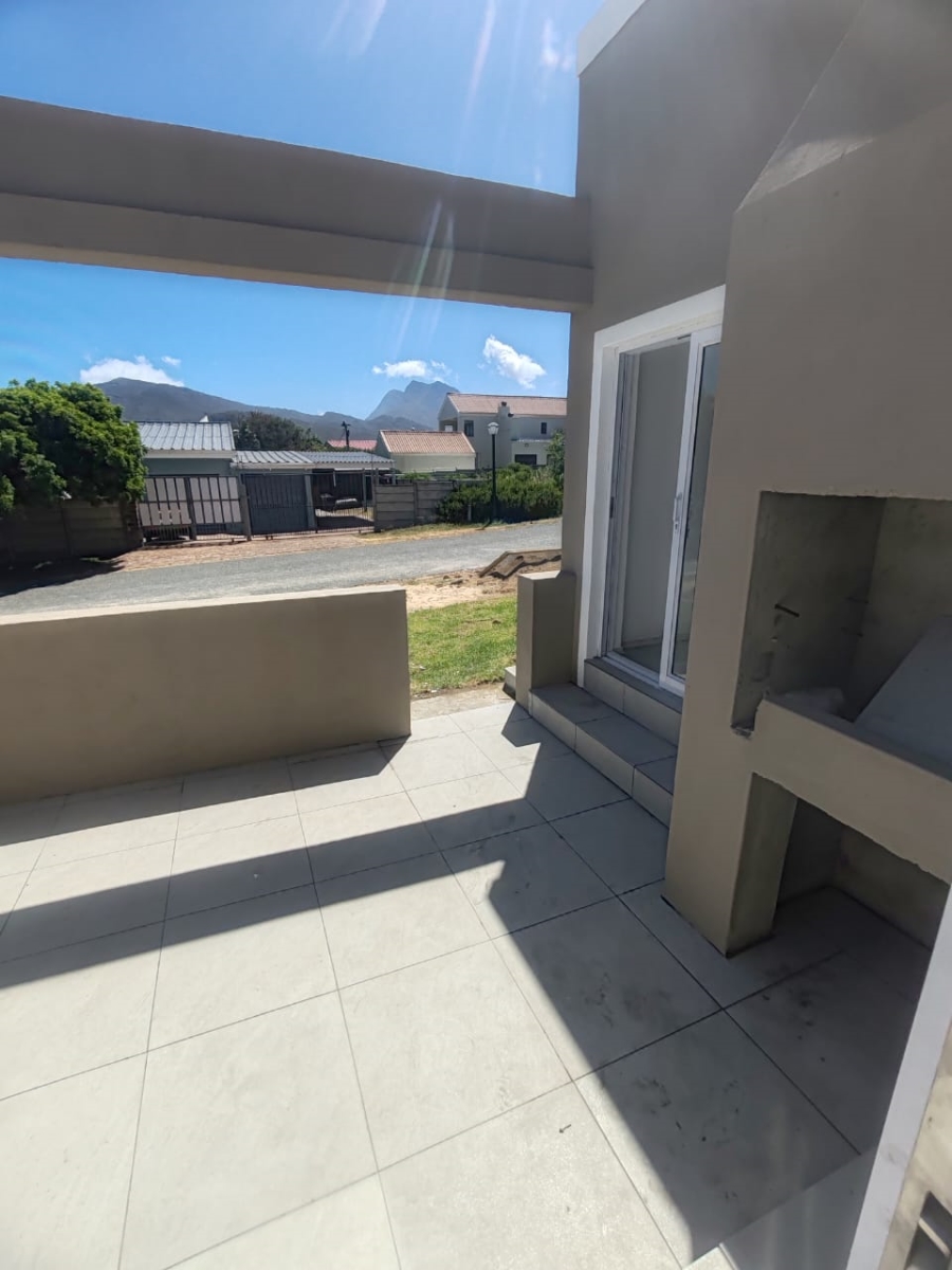 3 Bedroom Property for Sale in Palmiet Western Cape